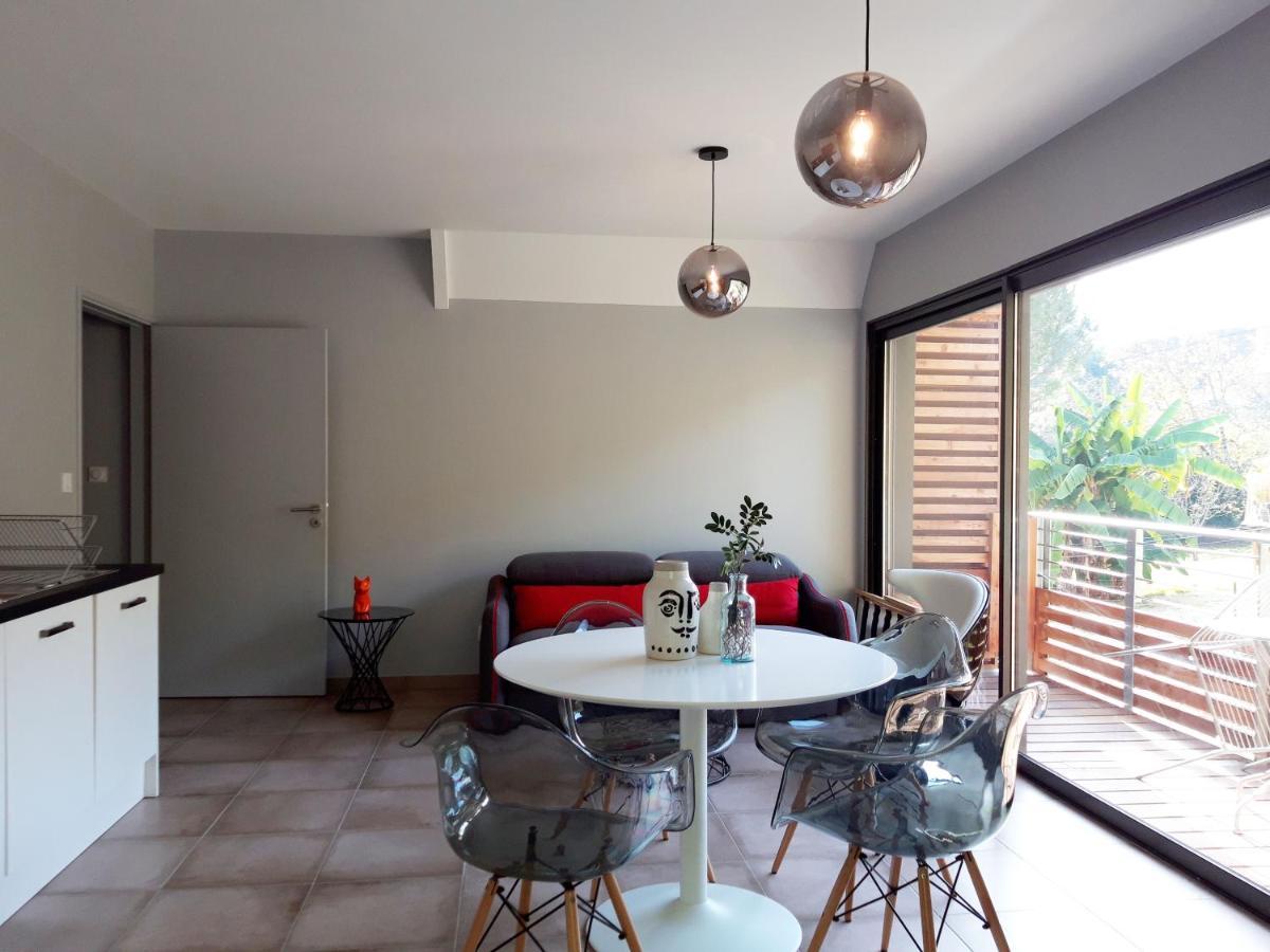 Le Nid Discret Avec Balcon Et Parking Prive Gratuit Apartment Sarlat-la-Canéda Exterior foto